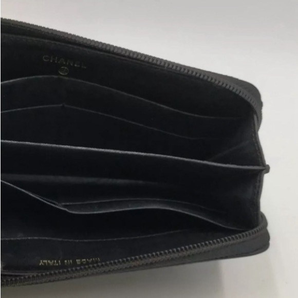 CHANEL CAVIER ZIP AROUND WALLET - Picture 4 of 10